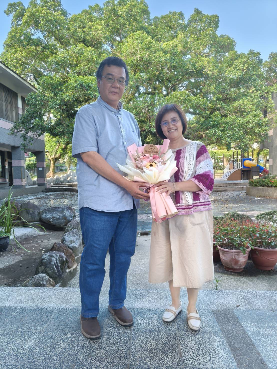 🌿【祝福麗萍校長 榮退圓滿】(標題圖檔)