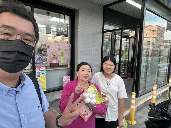 把關心、愛心親手送到需要的人身邊(標題圖檔)