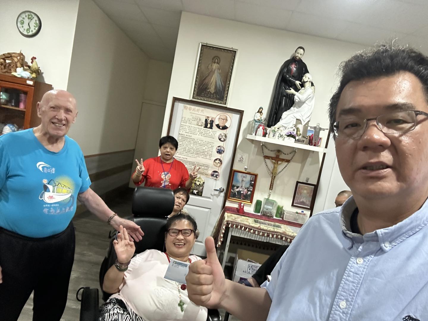 探望謝樂廷神父(標題圖檔)